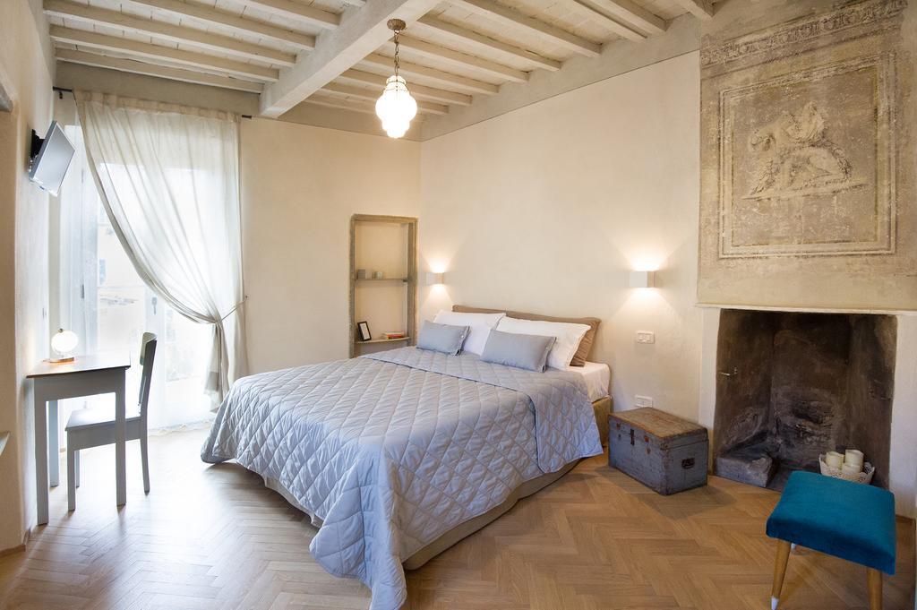 Il Piccolo Cavour Charming House B&B Arezzo Esterno foto